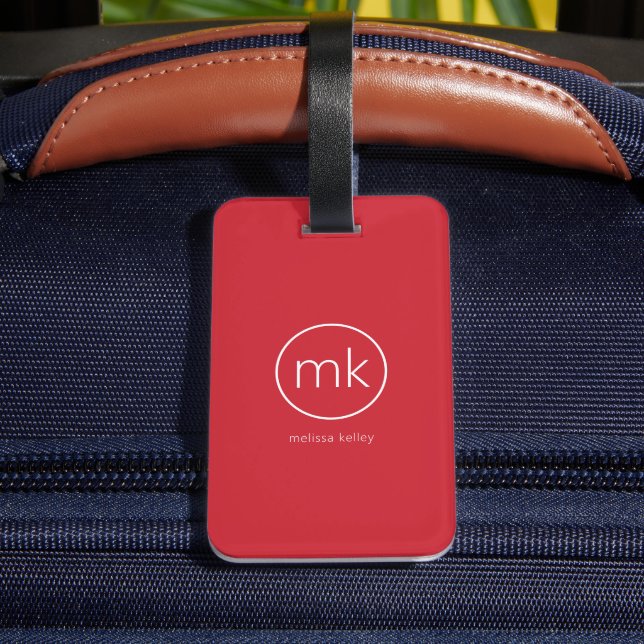 Professionell enkel minimal monogram initialt röd bagagebricka (Baksida Insitu 4)
