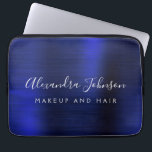 Professionell för marin blå metall, monogram laptop fodral<br><div class="desc">Modern Navy Blue Faux Metallic Stainless Elegant Monogram Promotional Laptop Bag eller Sleeve Promotional (promo) Annons Fodral. Den här affärsdatorn för professionell i klass fodral kan anpassas så att den omfattar ditt monogrammade skript namnteckning namn och befattningsyrke eller befattning.</div>