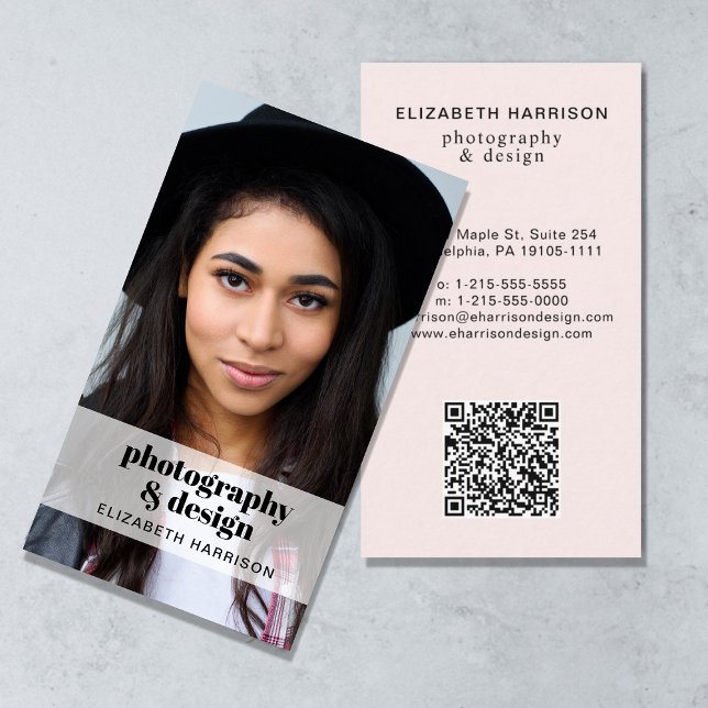 Professionell Foto QR-kodRosa Visitkort (Capture attention, make connections, and leave a lasting impression with our modern QR business card)