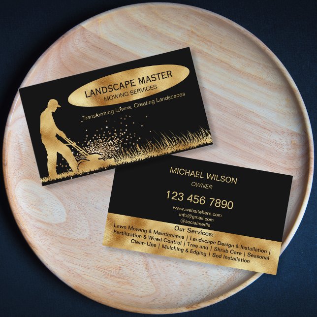 Professionell Landskapsvård för Gräsmatta  Visitkort (golden mower on the black background landscaping business card)