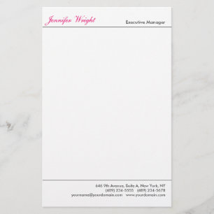 Professionell minimalistisk kalligrafi av vanlig e brevpapper