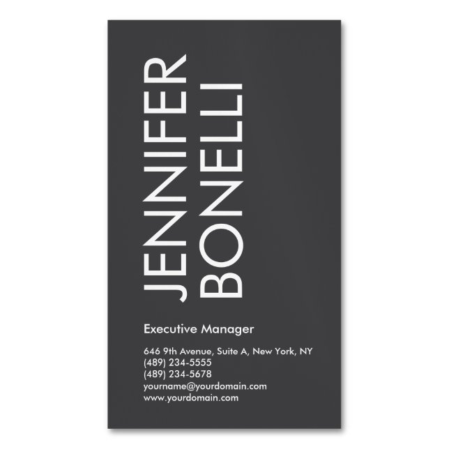 Professionell minimalistisk modern fet text grå  magnetiska visitkort (Framsida vertikal)