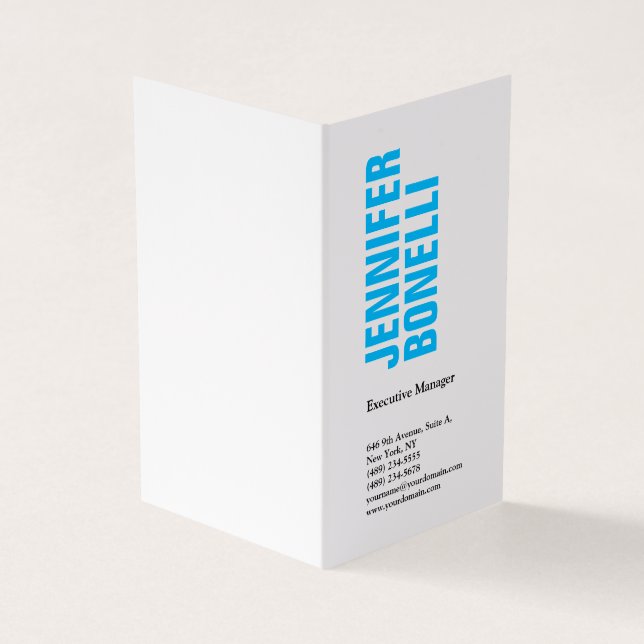 Professionell minimalistisk modern, fetstil, vit visitkort (Utsida)