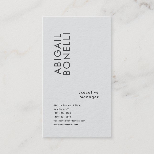 Professionell minimalistisk modern slät grå visitkort (Framsida)