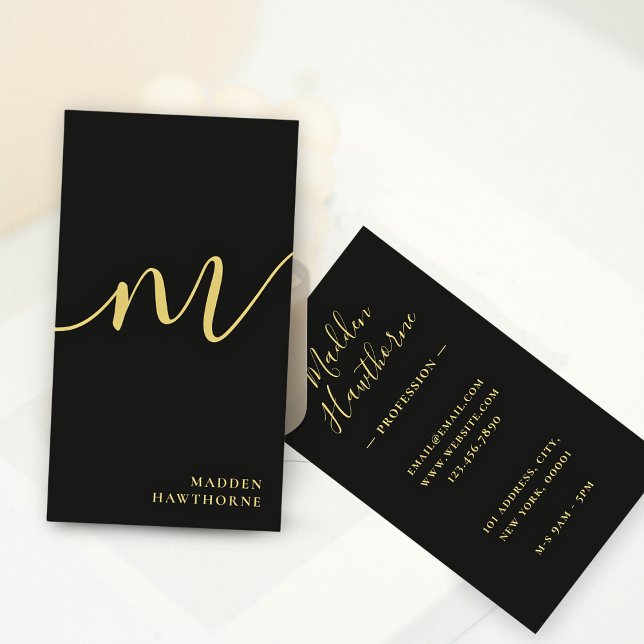 Professionell Modern Script Black Guld Monogram Visitkort (Skapare uppladdad)