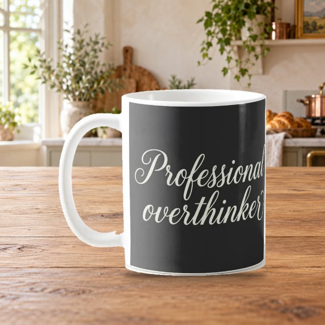 Professionell överanalysatör Elegant skriptmugg Kaffemugg (Skapare uppladdad)