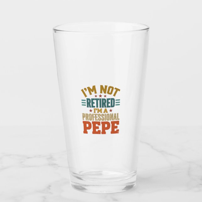 Professionell Pepe-pensionering Vintage-typografi  Glaskopp (Framsida)