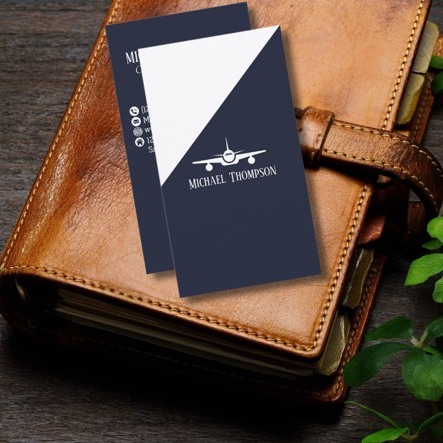 Professionell QR-kod Aviation Navy Blue Minimalist Visitkort (Skapare uppladdad)