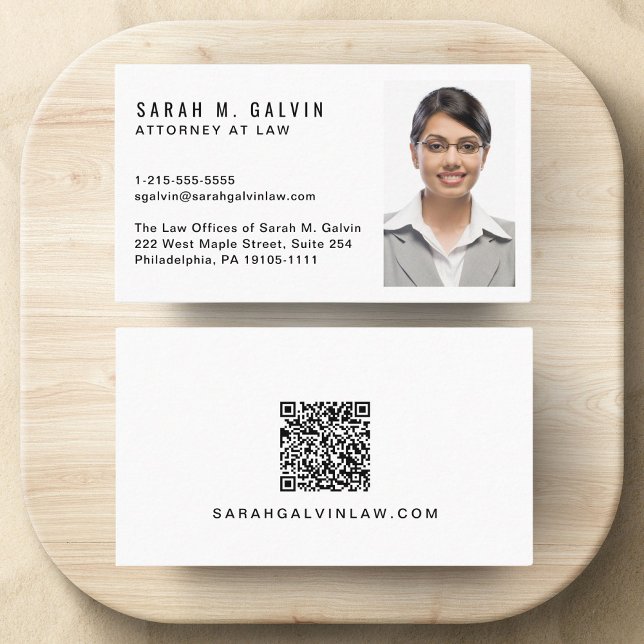 Professionell QR-kod för foto Visitkort (Make a lasting impression with this modern business card featuring your photo and scannable QR code)