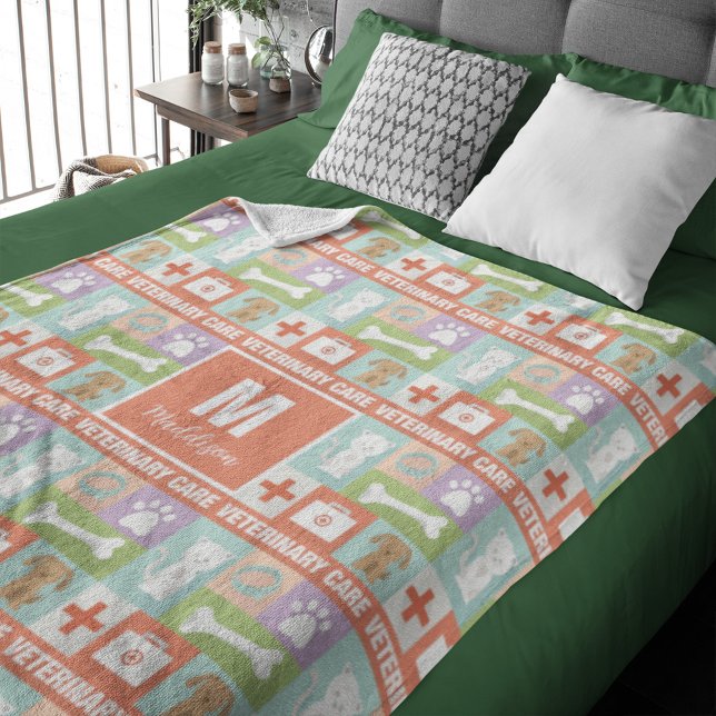 Professionell Veterinär Logotyp Monogramme Fleecefilt (Skapare uppladdad)