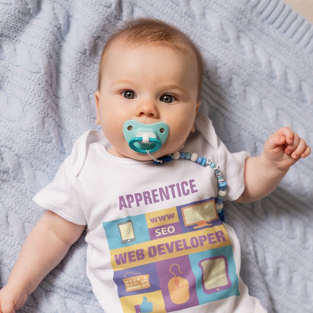 Professionell Webben Utvecklare Ikondesign T-shirt (Skapare uppladdad)