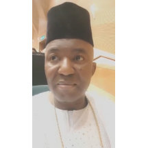 Professor Doktor Joseph Chikelue Obi: Dr Joseph Ob