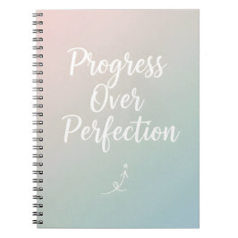 Progress Over Perfection – Minimal Motivational Qu Anteckningsbok