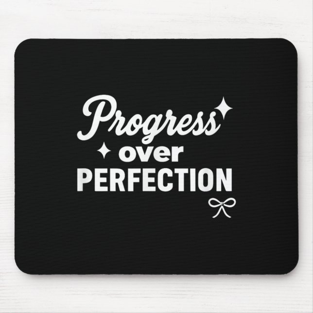 Progress Over Perfection Motivational Christian Se Musmatta (Framsidan)