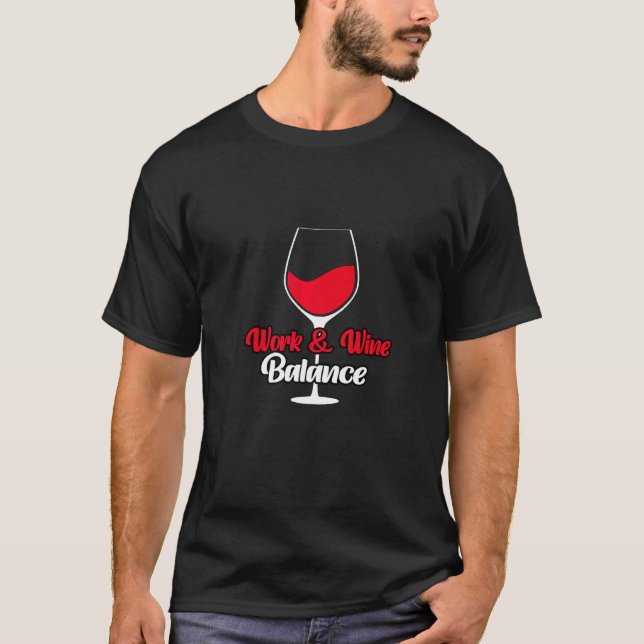 Projektering av Vin vid Vin-balansen för T Shirt (Framsida)