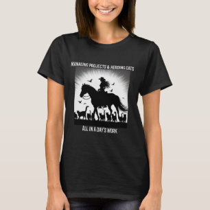 Projektledare som hanterar projekt och samlare kat t shirt