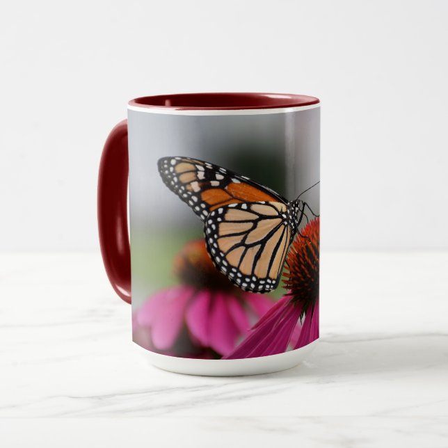 Prolific Pollinator - Monarch Butterfly Mugg (Framsida vänster)