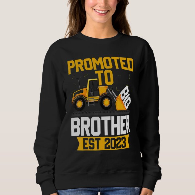Promoted to Big Bro 2023 I Leveled up to Big Broth T Shirt (Framsida)