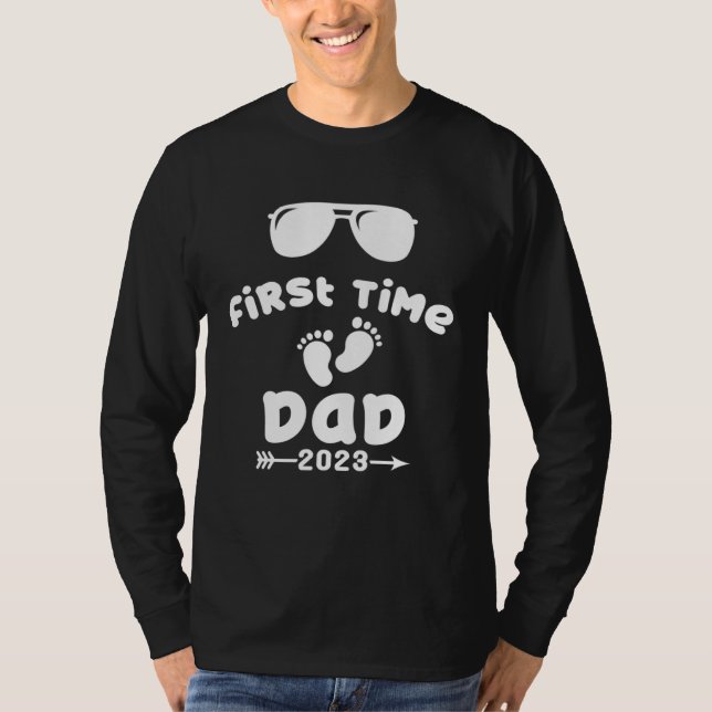 Promoted To Dad 2023 First Time Dad 2023 T Shirt (Framsida)