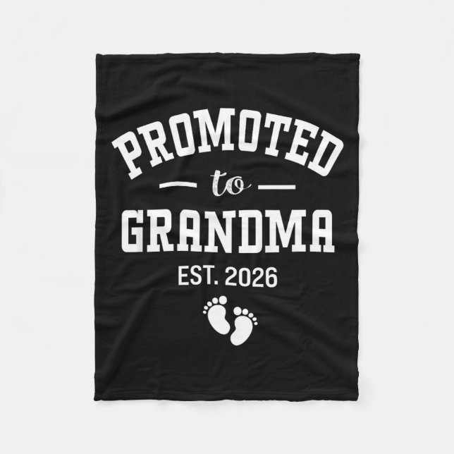 Promoted To Grandma 2026 First Time Grandmother Wo Fleecefilt (Framsidan)