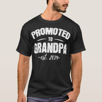 Promoted to Grandpa 2019 New Grandfather to be Gif T Shirt