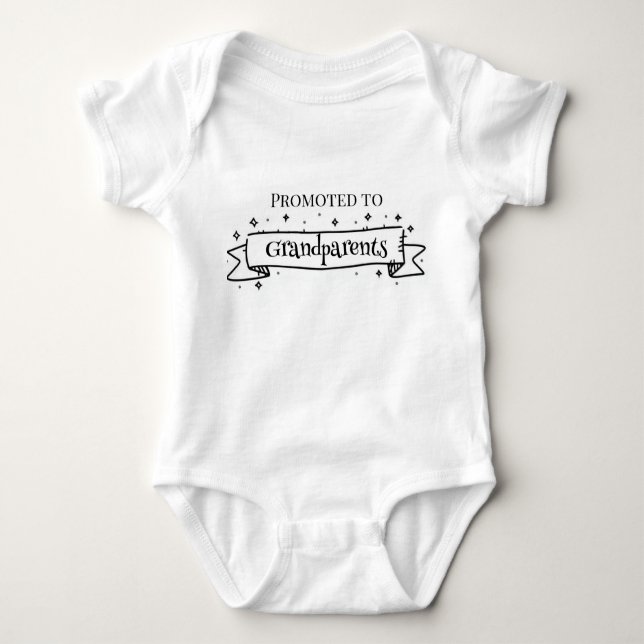 Promoted to Grandparents Pregnancy Announcement T Shirt (Framsida)