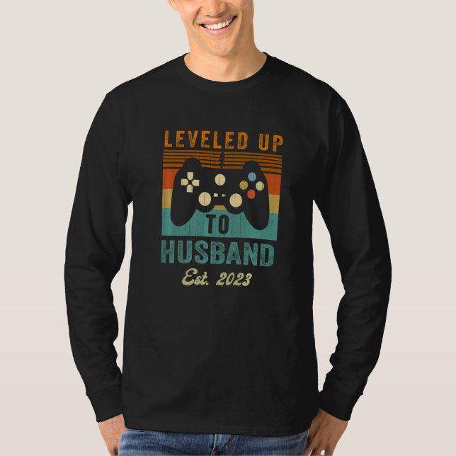 promoted to Husband 2023  Leveled up to Husband T Shirt (Framsida)