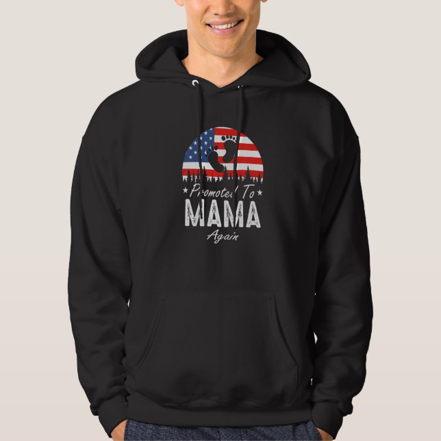 Promoted To Mama Again 2024 US Flag Father's Day P Hoodie (Framsida)