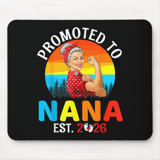 Promoted To Nana Est 2026 Strong Grandma Wer Retro Musmatta (Framsidan)
