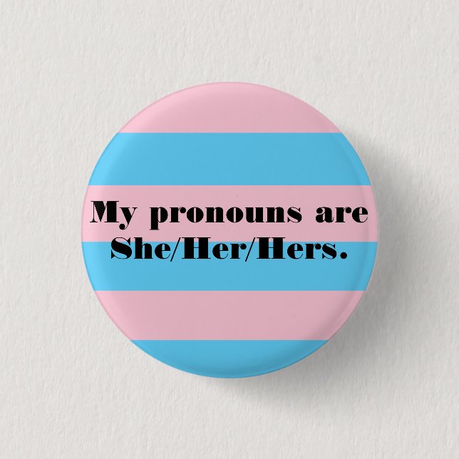 Pronouns Pin - Hon Knapp (Framsida)