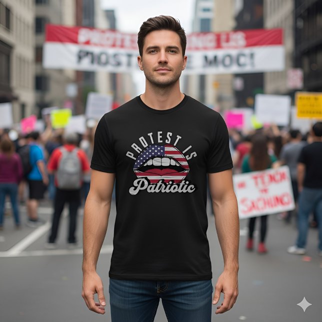 Protest Is Patriotic - Freedom & Rights Activism T Shirt (Skapare uppladdad)