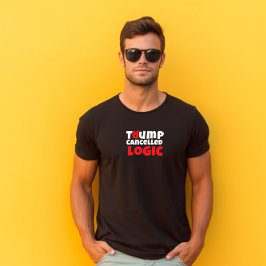 Protestslogan med röd elegant mot Trump student T Shirt