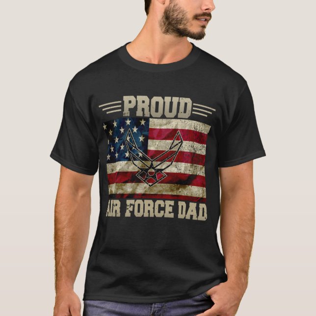 Proud Air Force Dad Military Veteran Pride US Flag T Shirt (Framsida)