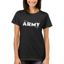 Proud Arméfru