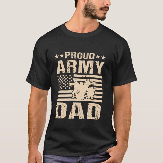 PROUD ARMY PAPPA T SHIRT (Framsida)