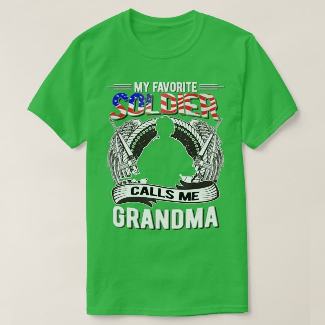 Proud Armys Grandma  Military Pride (41)  T Shirt (Design framsida)