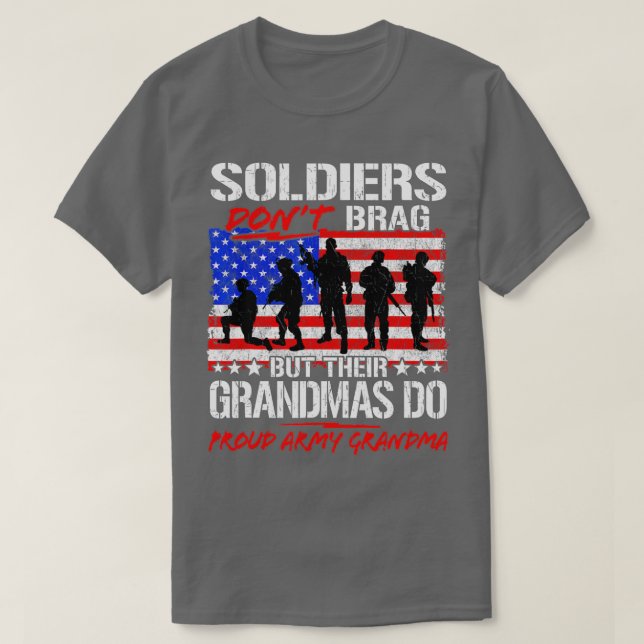 Proud Armys Grandma Military Pride (82) T Shirt (Design framsida)
