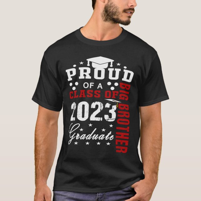Proud Big Brother av klass 2023 Student Clas T Shirt (Framsida)