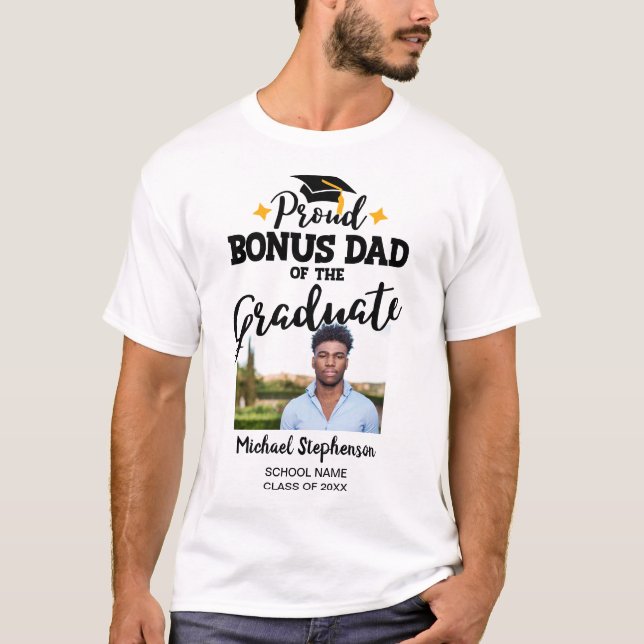 Proud Bonus Pappa på fotot namn T-Shirt från stude (Framsida)