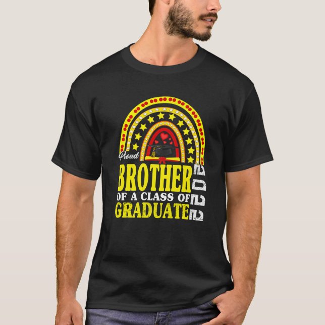 Proud Brother för 2022 Student-klass 2022 Roligt T Shirt (Framsida)