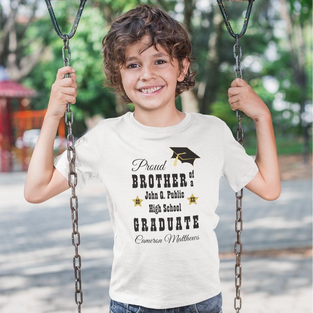 Proud Brother från Student Namn | Skola Studenten T Shirt (Skapare uppladdad)