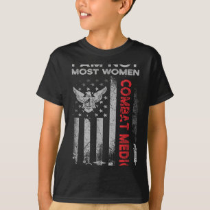 Proud Combat Fält Medic Veteran Soldier Gifts Com T Shirt