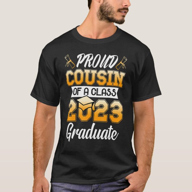 Proud Cousin i klass 2023 Student Studenten 2 T Shirt (Framsida)