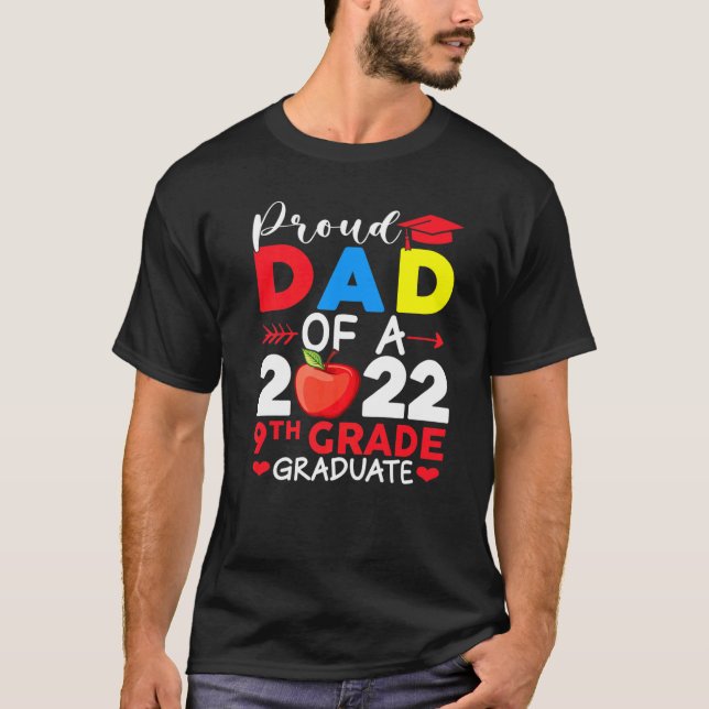 Proud Dad Class Of 2022 Phd 9th Grade Graduate Doc T Shirt (Framsida)