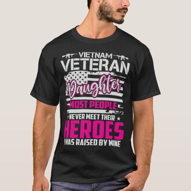 Proud DDoDoDotter USA:s armé Vietnam Veteran USA f T Shirt (Framsida)