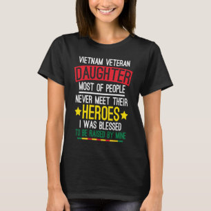 Proud Dotter till Vietnam Veteran 2 T Shirt