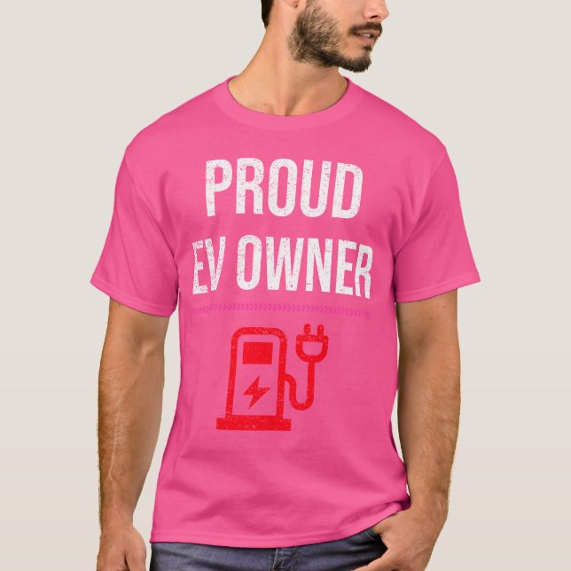 Proud EV owner Electric Vehicle EV Car Battery gif T Shirt (Framsida)
