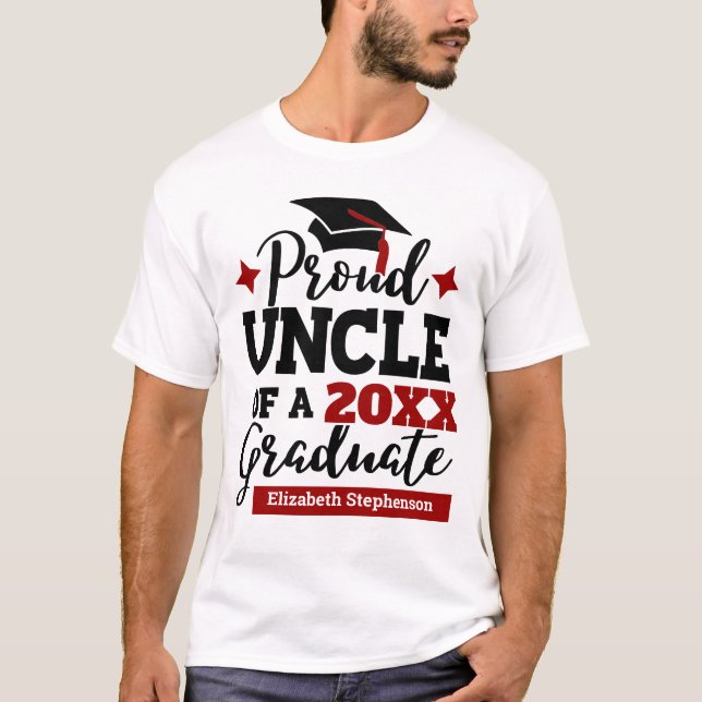 Proud farbror 2022 student svart sockel namn t shirt (Framsida)