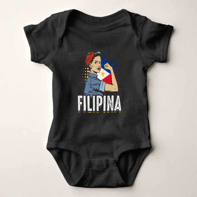 Proud Filipina Woman Girl Filippinerna Flagga T Shirt (Framsida)