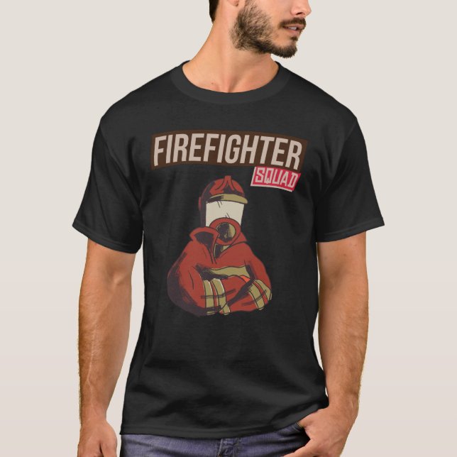 Proud Firefighter Squad T Shirt (Framsida)